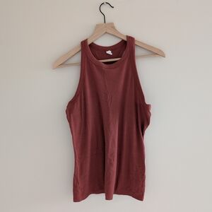 Old Navy UltraLite Rib-Knit Racerback Tank Top in Cherry Blossom